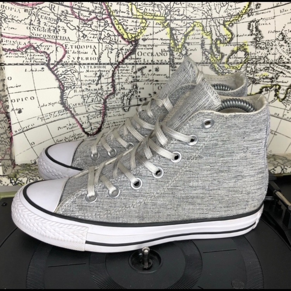 Converse All Star gray/glitter high top women’s 5